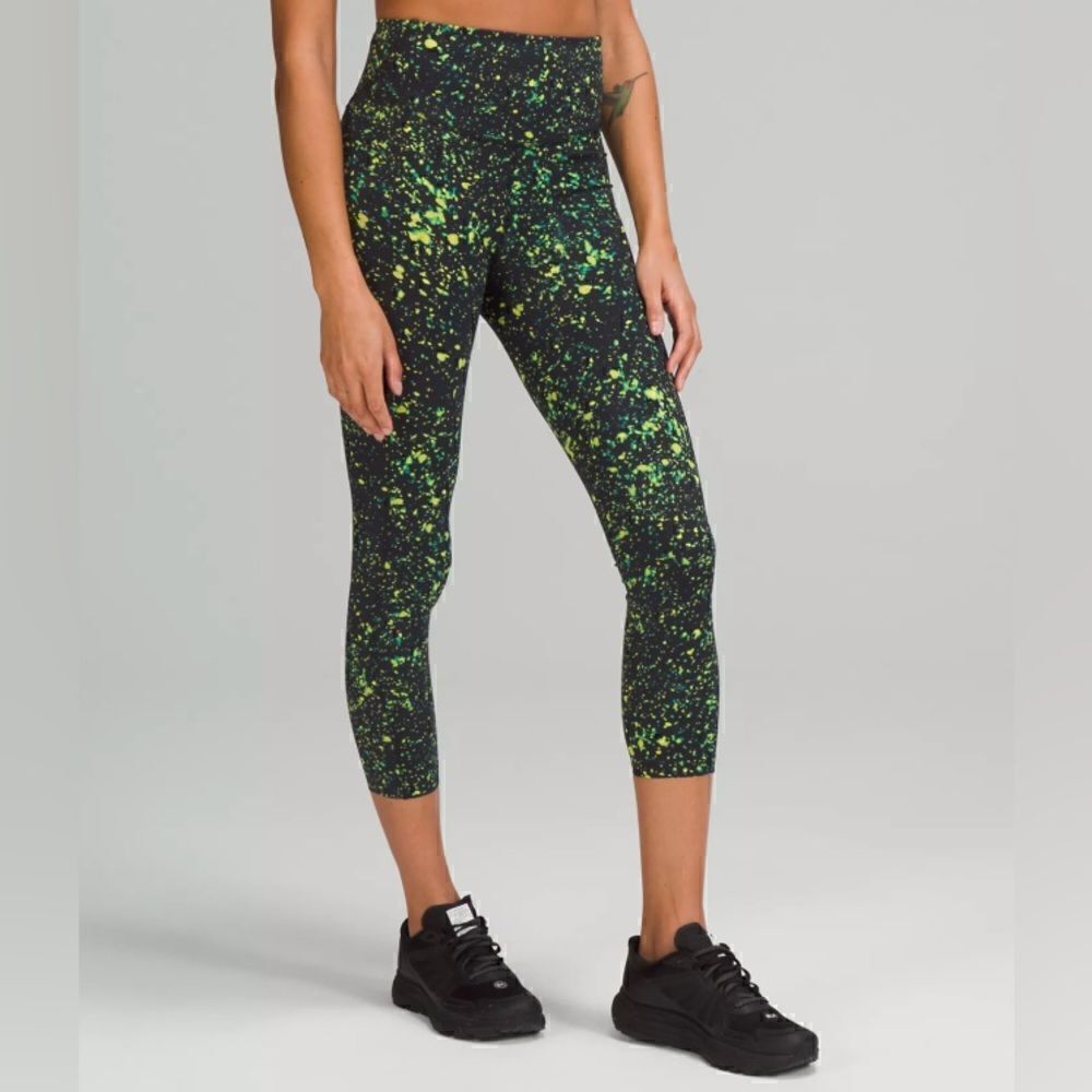 Lululemon Base Pace Crop Leggings 23” Sparks Fly